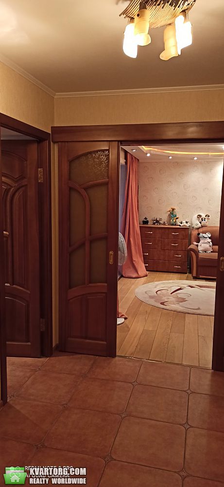Rent out 2-room apartment. Киев, Межигорская — photo 4