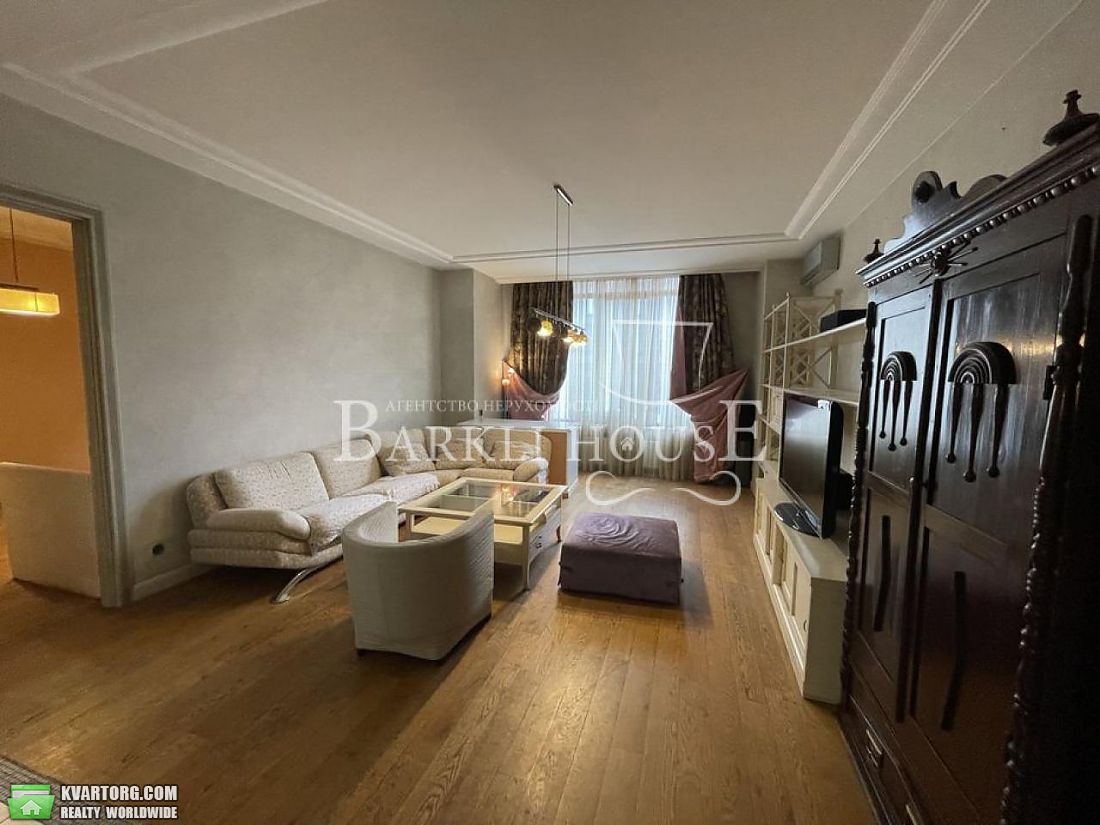 Rent out 3-room apartment. Киев,  Жилянская — photo 5