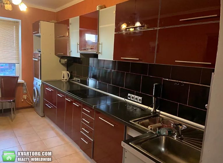 Rent out 2-room apartment. Киев,  Правды пр — photo 1