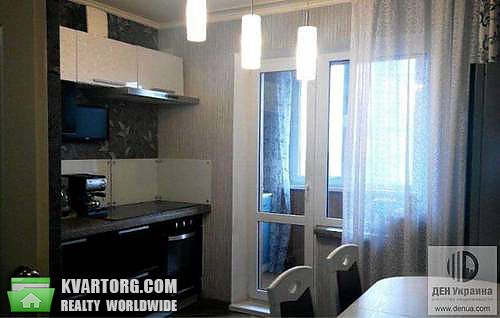 Sell 3-room apartment. Киев,  Феодосийская — photo 2