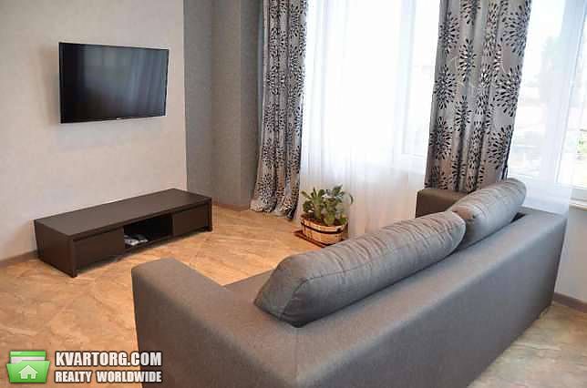 Rent out 3-room apartment. Одесса, Литературная — photo 1