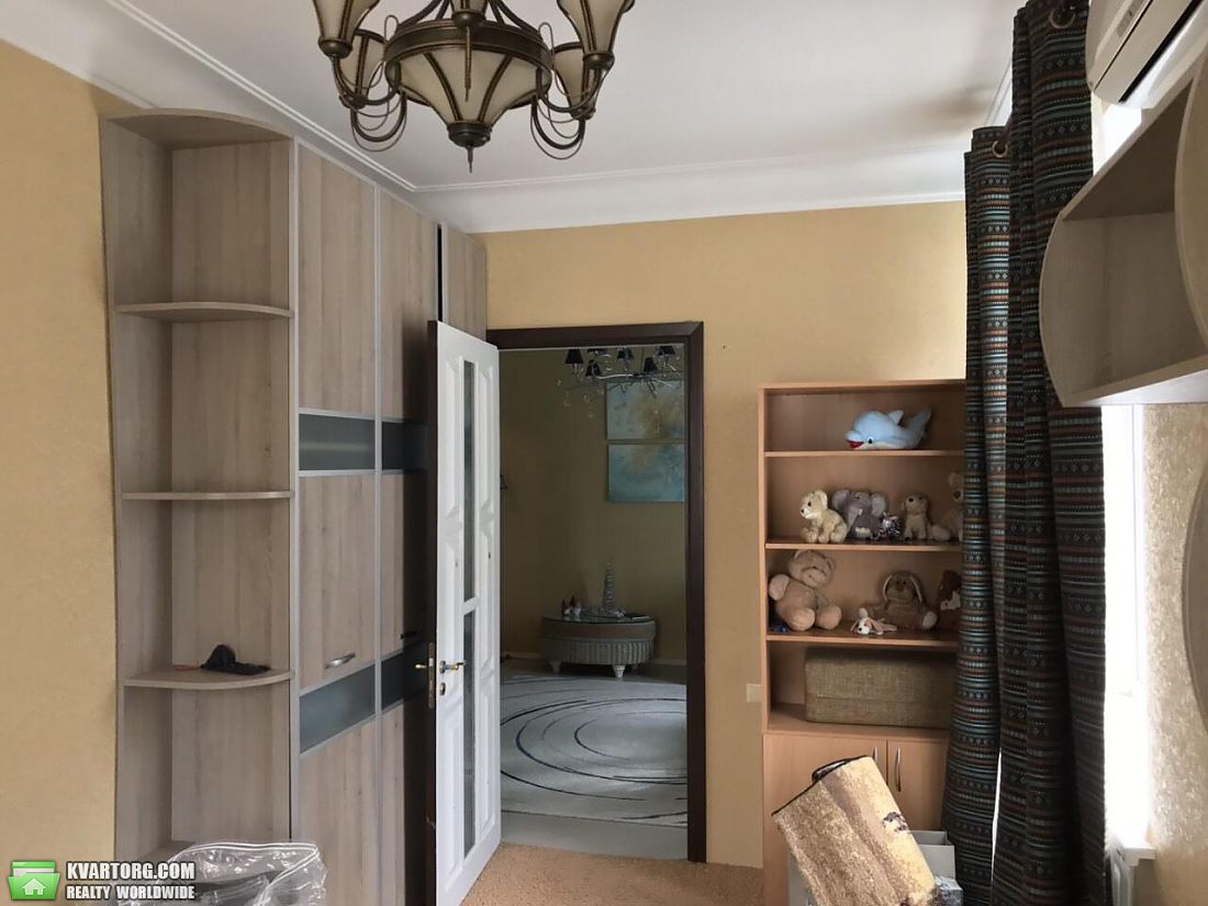Rent out 3-room apartment. Киев,  Мазепы — photo 8