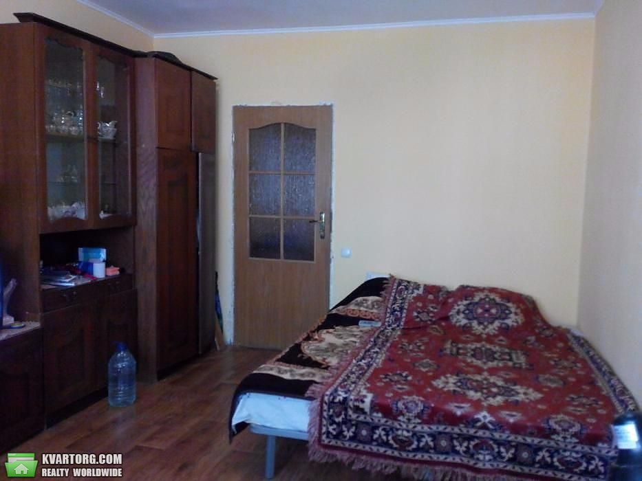 Sell 3-room apartment. Киев,  Озерная — photo 1