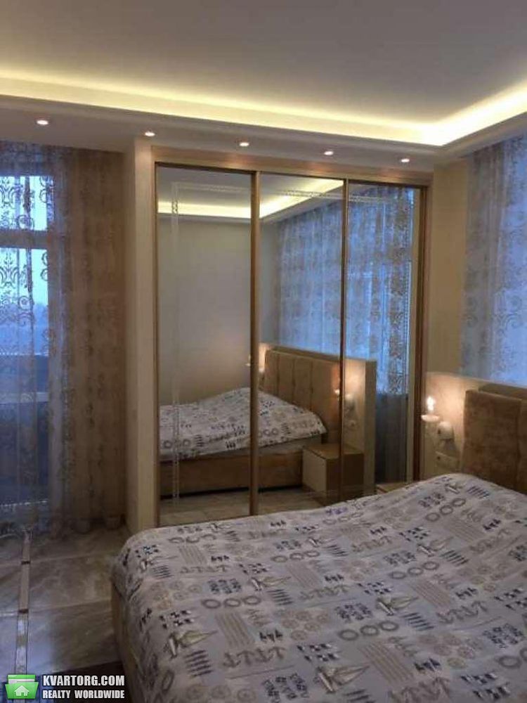Rent out 2-room apartment. Киев,  Глубочицкая — photo 9