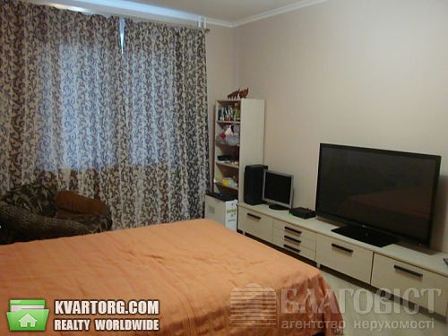Sell 3-room apartment. Киев, Урловская — photo 1