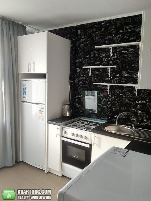Sell 1-room apartment. Киев,  Оболонская пл — photo 2