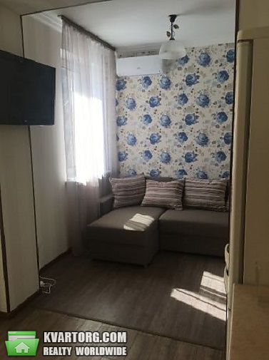 Rent out 2-room apartment. Киев, Боголюбова — photo 4