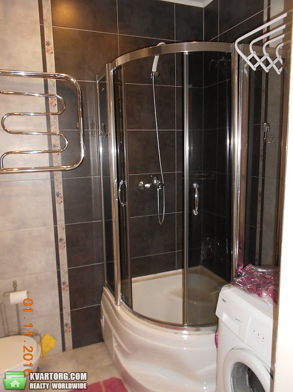 Sell 2-room apartment. Днепропетровск, Карла маркса — photo 1