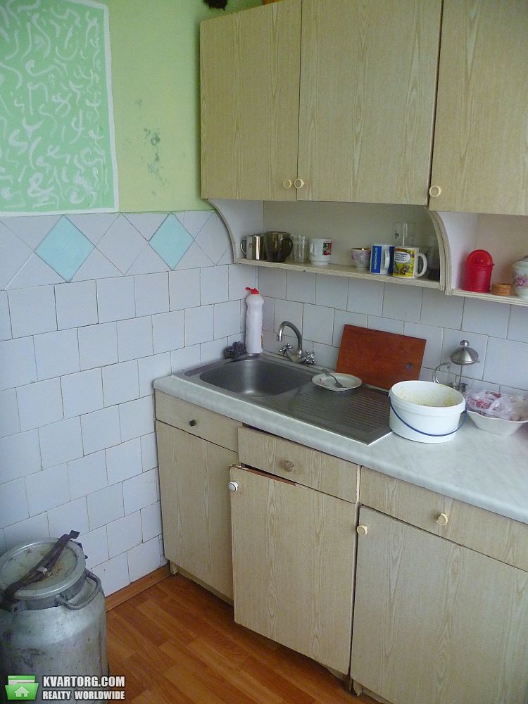 Sell 3-room apartment. Киев,  Приречная — photo 10