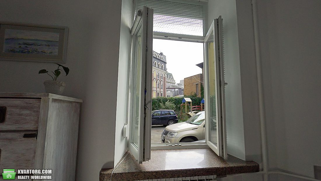 Sell 2-room apartment. Киев, Набережно-Крещатицкая — photo 9