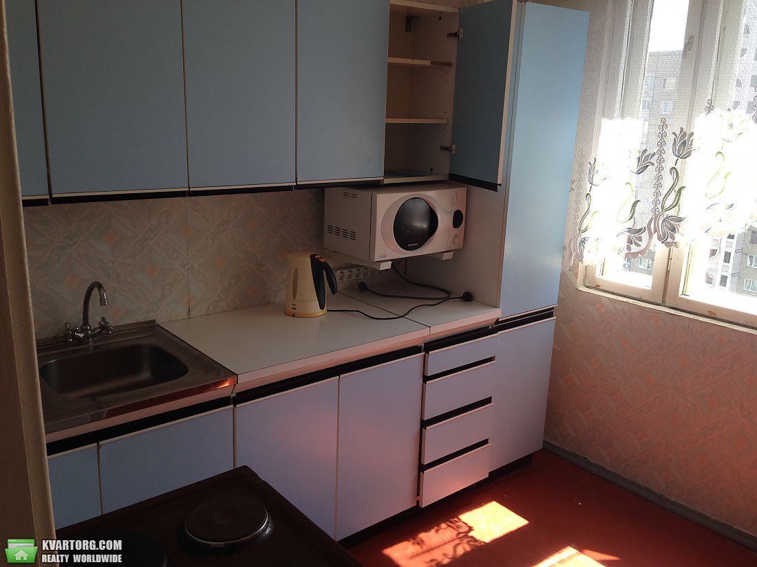 Rent out 2-room apartment. Киев,  Вербицкого — photo 4