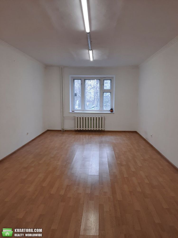 Rent out 2-room apartment. Киев,  Вишняковская — photo 1