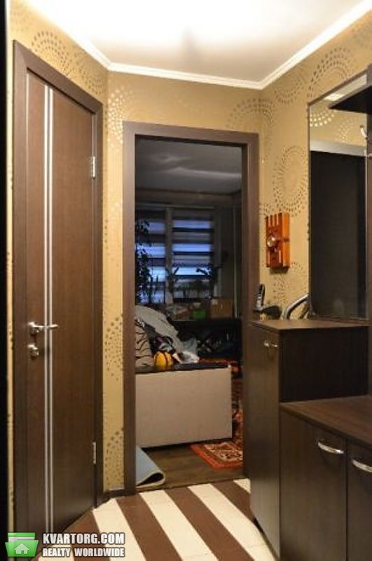 Sell 1-room apartment. Киев,  Львовская — photo 1