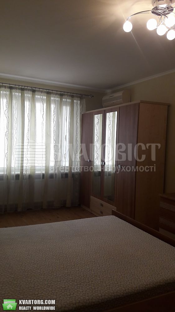 Rent out 3-room apartment. Киев,  Леси Украинки бул — photo 1