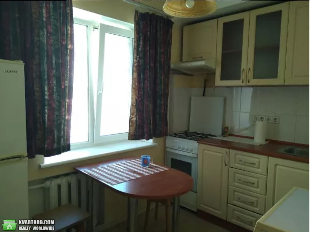 Rent out 1-room apartment. Киев,  Победы пр — photo 1