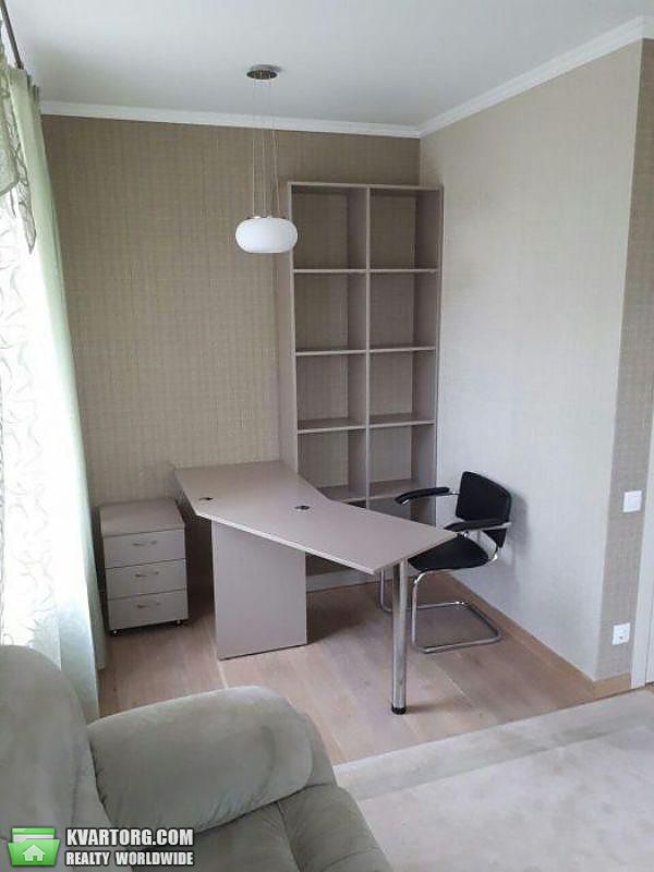 Rent out 3-room apartment. Киев,  Богатырская — photo 4