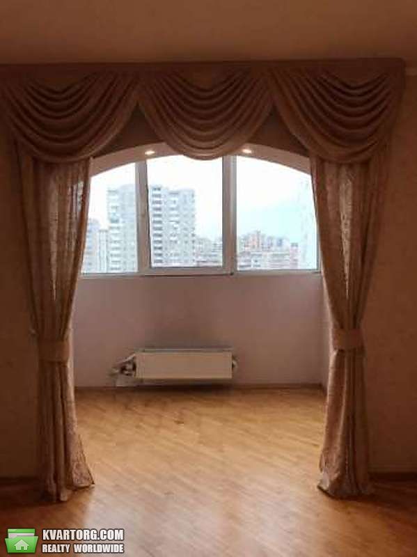 Sell 3-room apartment. Киев,  Лисковская — photo 1