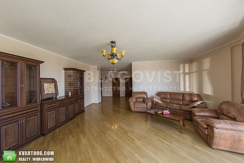 Rent out 4-room apartment. Киев,  Большая Васильковская — photo 5