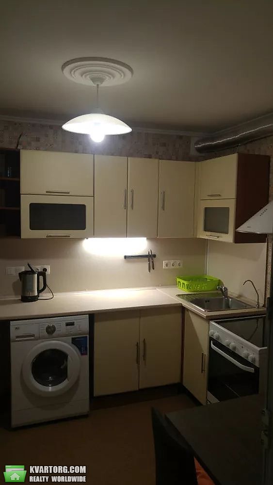 Rent out 1-room apartment. Киев, проспект Свободы — photo 6