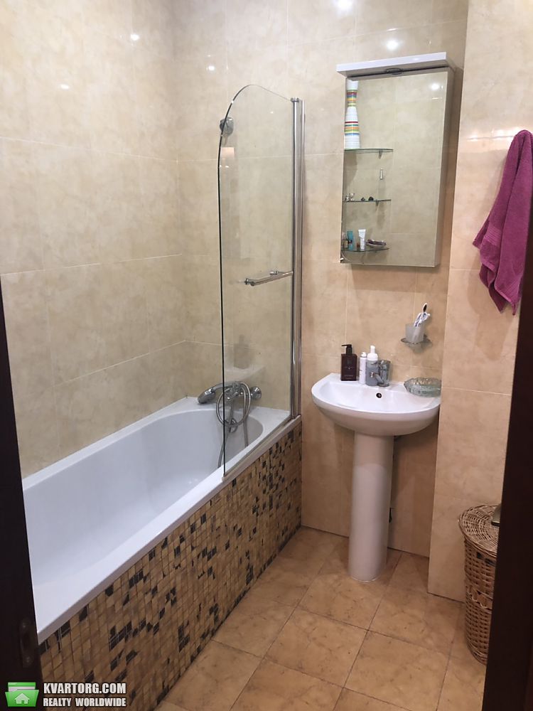 Rent out 2-room apartment. Киев,  Ревуцкого — photo 10