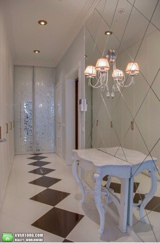 Rent out 2-room apartment. Киев,  Леси Украинки бул — photo 4