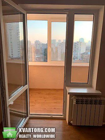 Rent out 3-room apartment. Киев, Полярная — photo 3