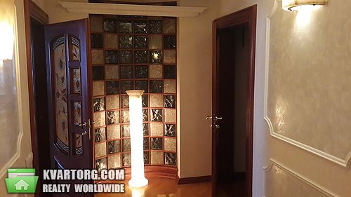 Sell 4-room apartment. Киев,  Клиническая — photo 5