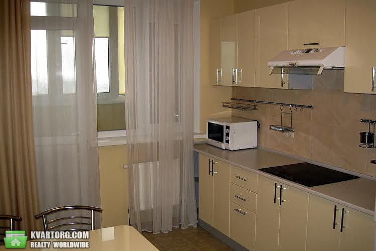 Rent out 1-room apartment. Киев,  Туманяна — photo 1