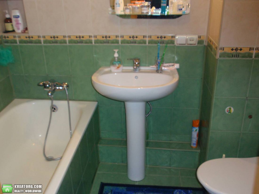 Rent out 1-room apartment. Киев,  Вышгородская — photo 4