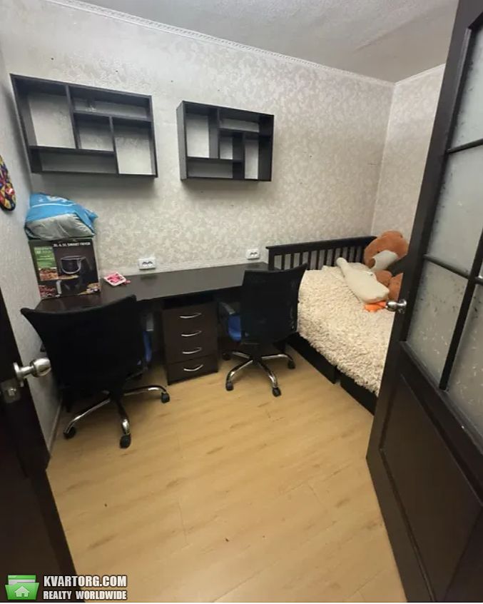 Rent out 3-room apartment. Киев,  Отрадный пр — photo 2