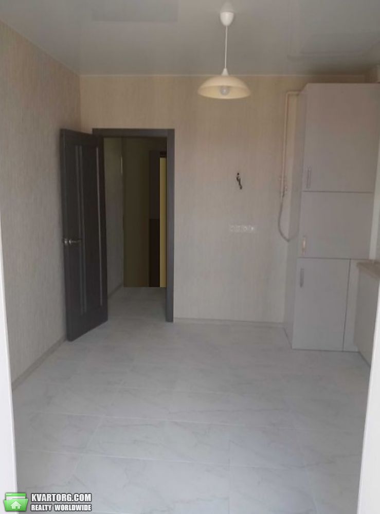Sell 2-room apartment. Киев,  Лебедева — photo 4