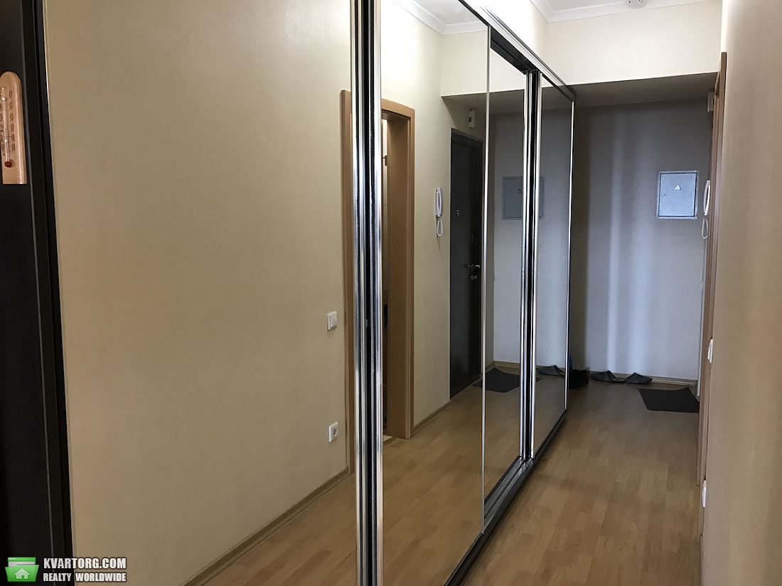 продам 1-комнатную квартиру. Киев,   Комарова - фото 5