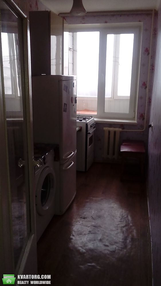 Rent out 1-room apartment. Киев, Смелянская — photo 4