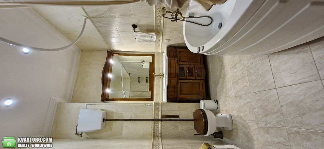 Rent out 3-room apartment. Киев,  Богдана Хмельницкого — photo 5