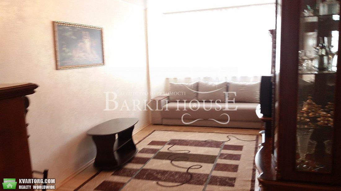 Rent out 3-room apartment. Киев,  Дмитриевская — photo 3