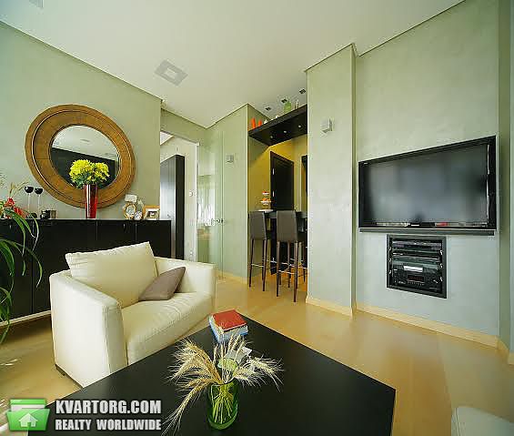 Rent out 3-room apartment. Днепропетровск, Дзержинского — photo 1