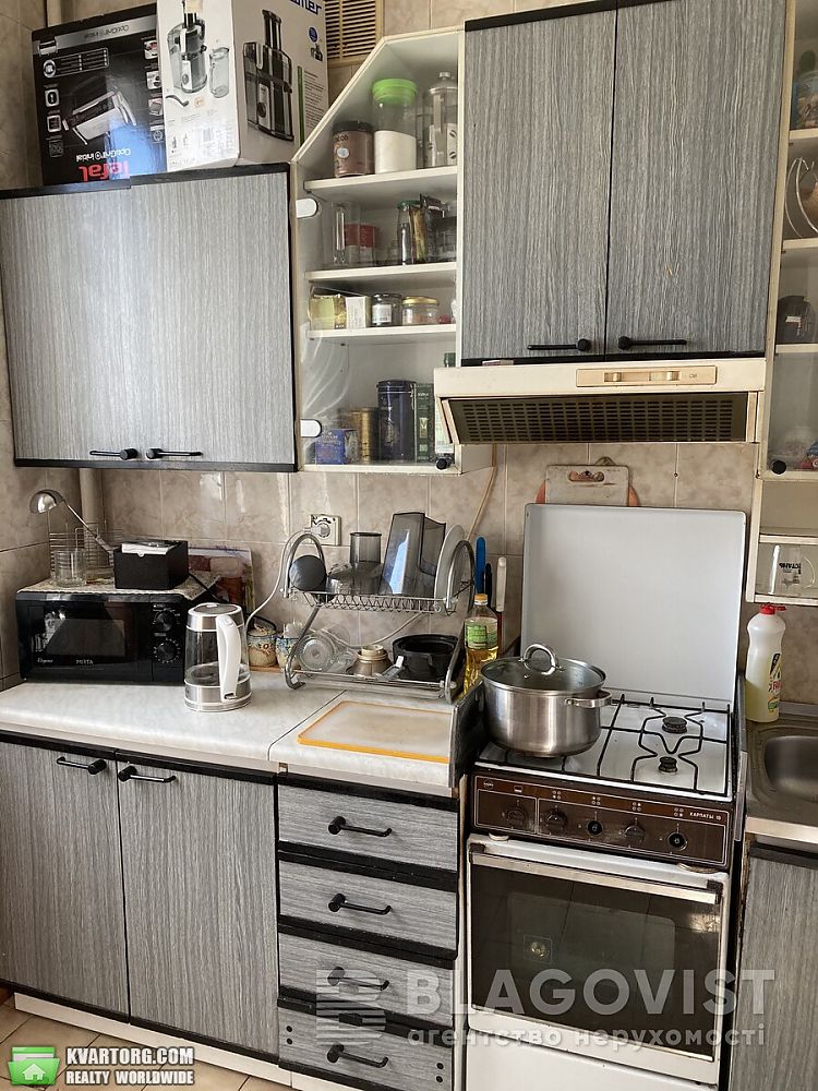 Sell 3-room apartment. Киев, Машиностроительная — photo 1