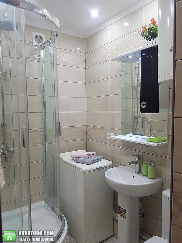 Rent out 2-room apartment. Днепропетровск, пр.Богдана Хмельницкого — photo 8