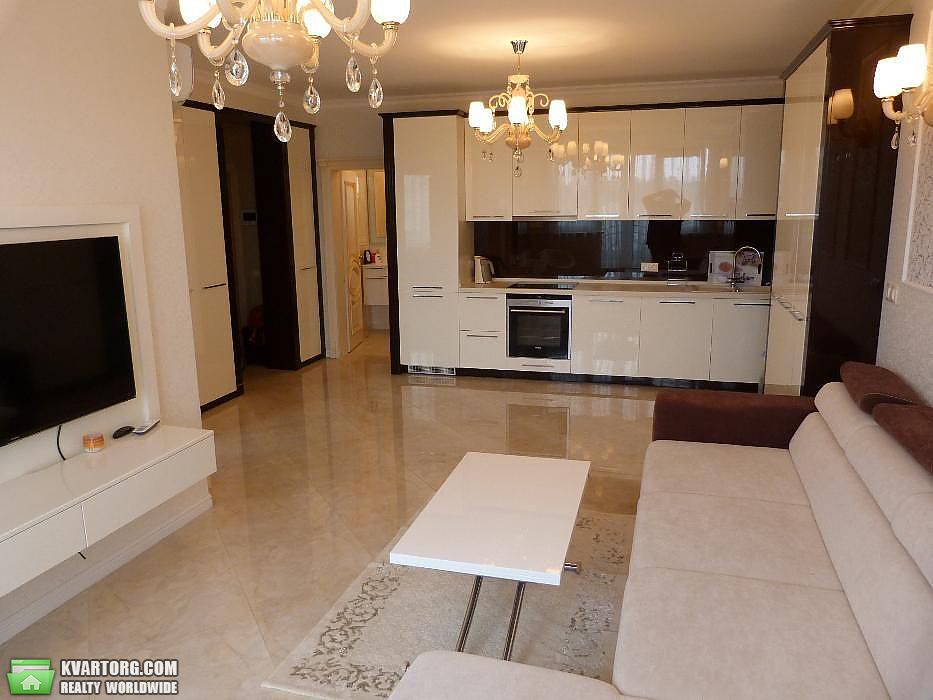 Rent out 2-room apartment. Киев,  Липковского — photo 3