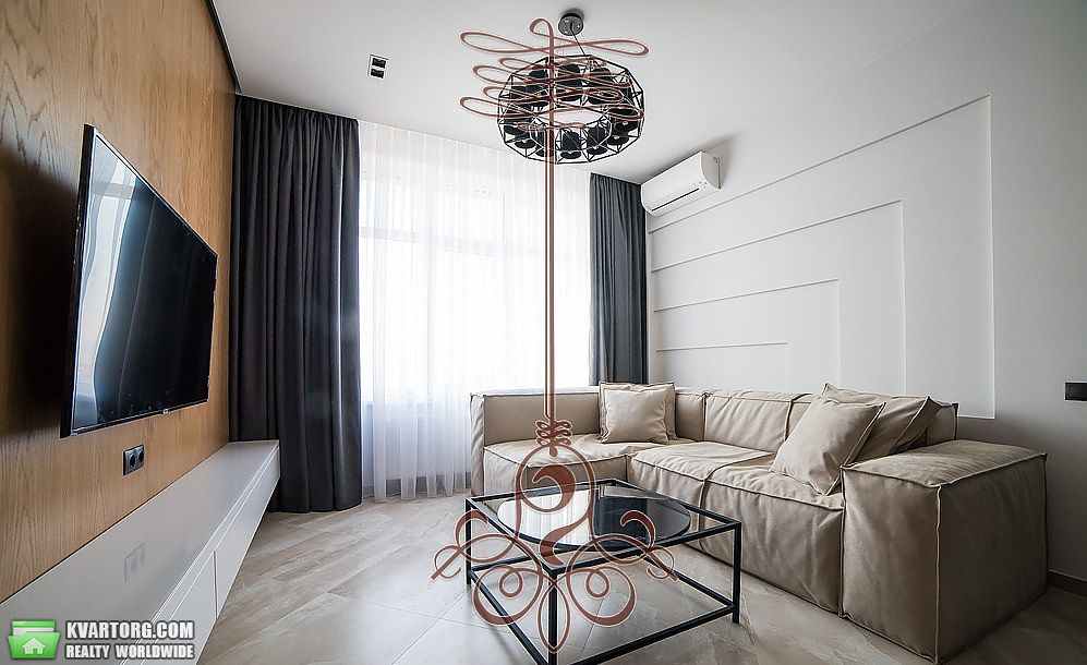 Sell 3-room apartment. Киев,  Драгомирова — photo 1