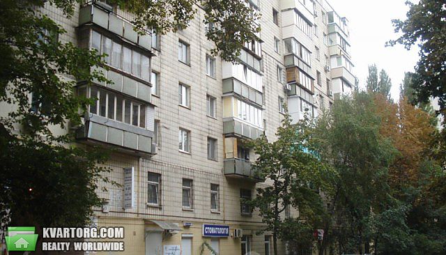 Rent out 1-room apartment. Киев,  Подгорная — photo 3