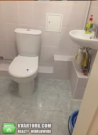 Rent out 2-room apartment. Киев, Сеченова — photo 10