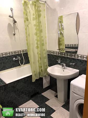 Rent out 1-room apartment. Киев,  Бажана — photo 4