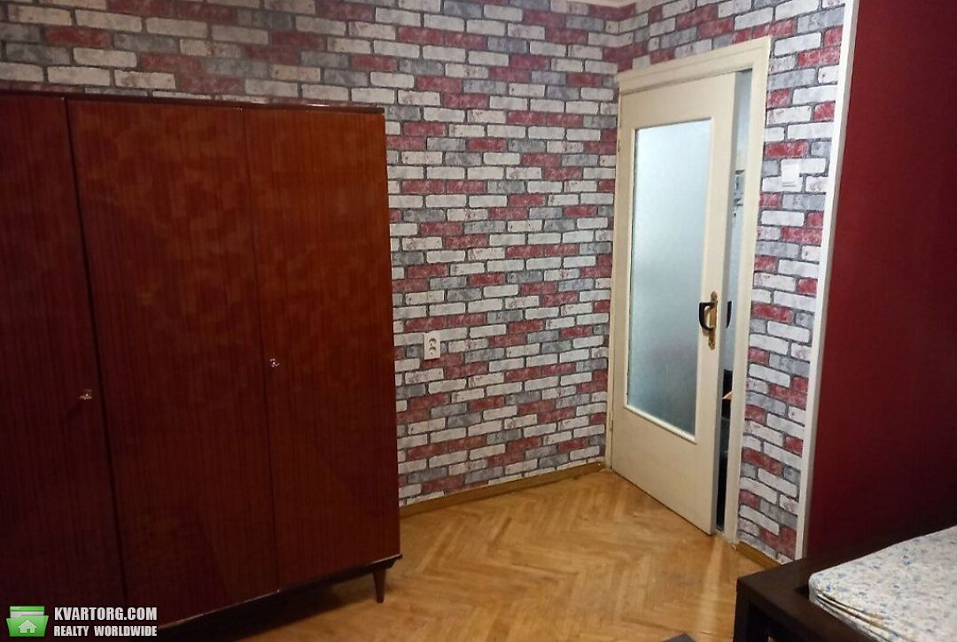 Rent out 1-room apartment. Киев,  Дегтяревская — photo 6