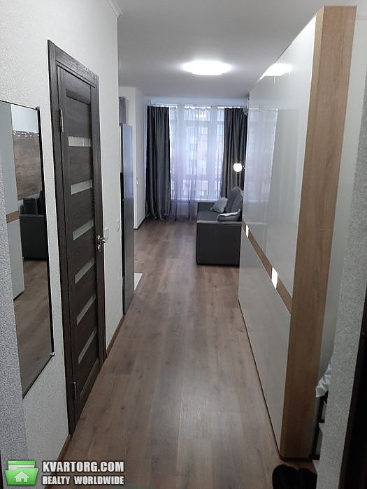 Rent out 1-room apartment. Киев,  Пчелки — photo 4