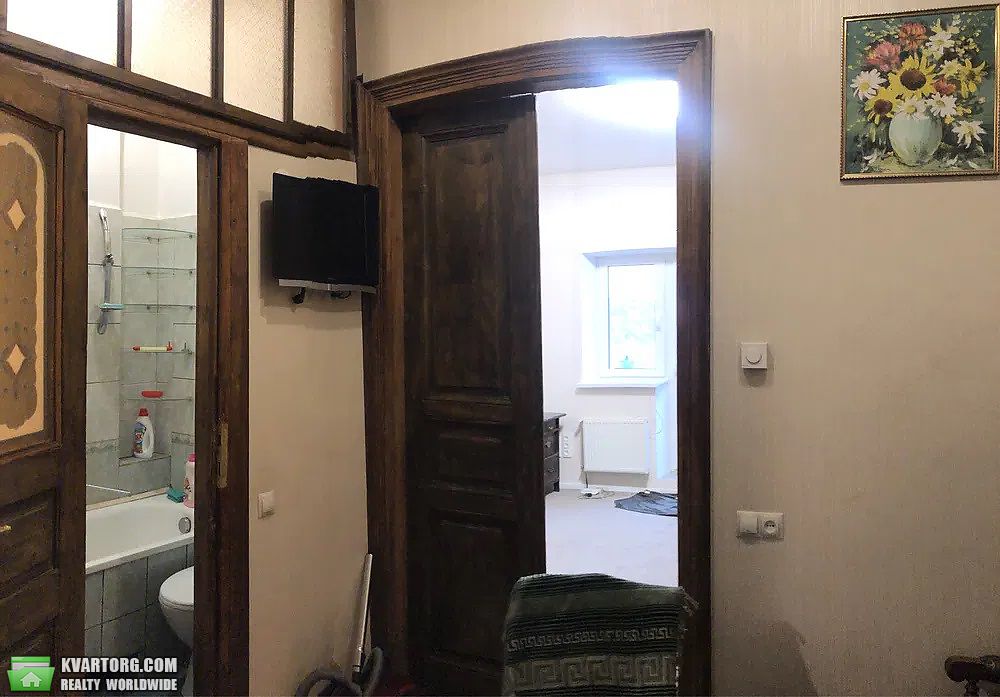 Rent out 1-room apartment. Львов, Тарнавського — photo 1