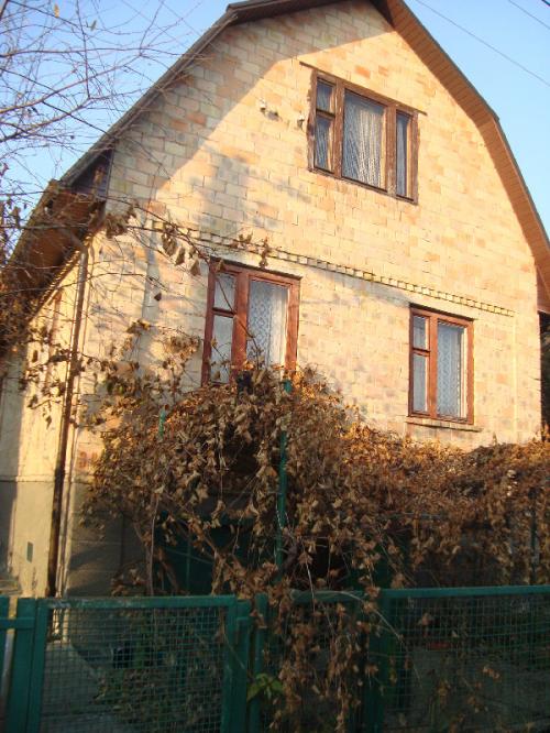 Sell house. Киевская обл., Садовая — photo 1