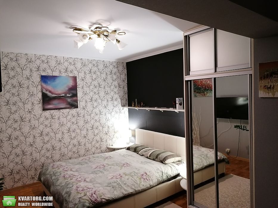 Sell 4-room apartment. Киев,  Маяковского — photo 4