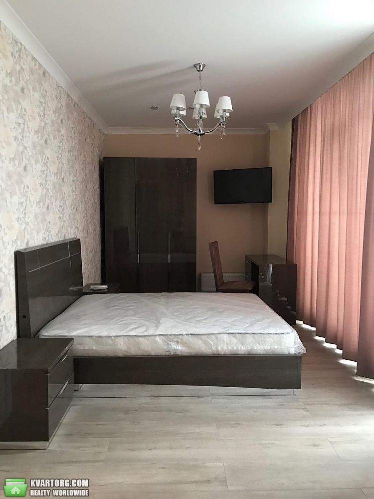 Rent out 3-room apartment. Киев, Лумумбы — photo 6