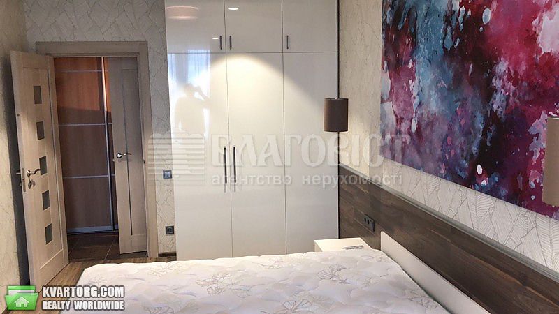 Rent out 2-room apartment. Киев,  Герцена — photo 3